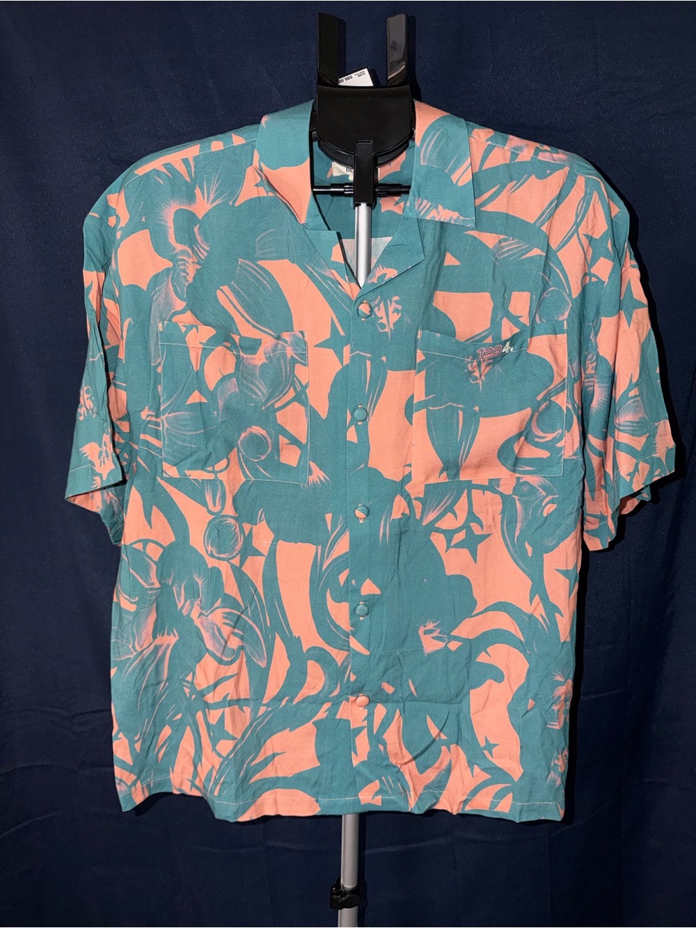 BLDG4 Tropical Button Up Camp Shirt Size L NWT